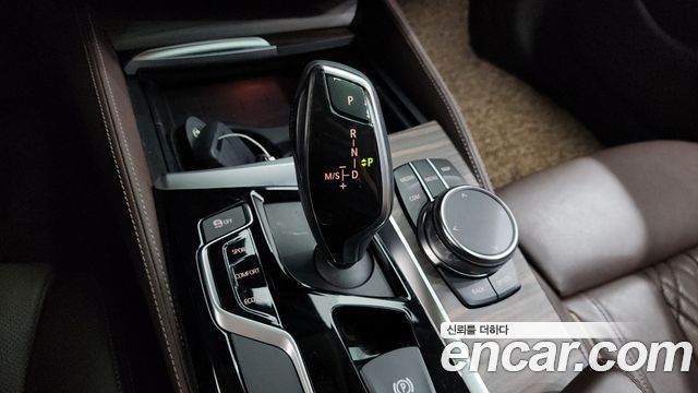 BMW 5 Series (G30) 530i xDrive Luxury Plus 2018 — фото 9