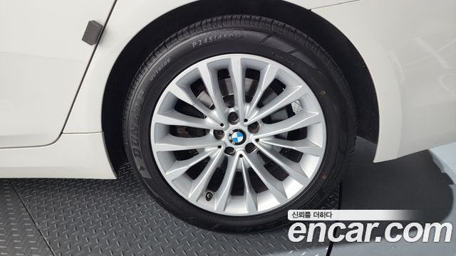 BMW 5 Series (G30) 530i xDrive Luxury Plus 2018 — фото 21