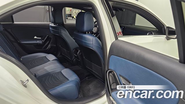 Mercedes-Benz A-Class (W177) A220 Sedan 2020 — фото 11