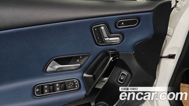 Mercedes-Benz A-Class (W177) A220 Sedan 2020 — фото 13