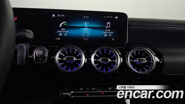 Mercedes-Benz A-Class (W177) A220 Sedan 2020 — фото 17