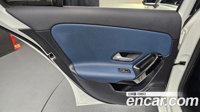 Mercedes-Benz A-Class (W177) A220 Sedan 2020 — фото 25