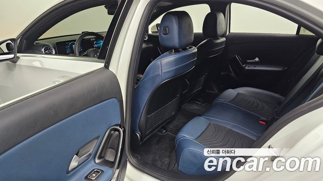 Mercedes-Benz A-Class (W177) A220 Sedan 2020 — фото 26