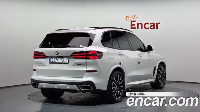 BMW X5 (G05) xDrive 40i M Sport 2025 — фото 2