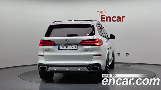BMW X5 (G05) xDrive 40i M Sport 2025 — фото 4