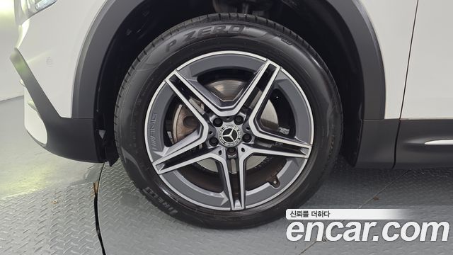 Mercedes-Benz GLB-Class (X247) GLB250 4MATIC 2022 — фото 5