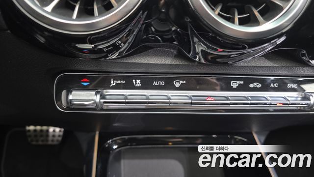 Mercedes-Benz GLB-Class (X247) GLB250 4MATIC 2022 — фото 31