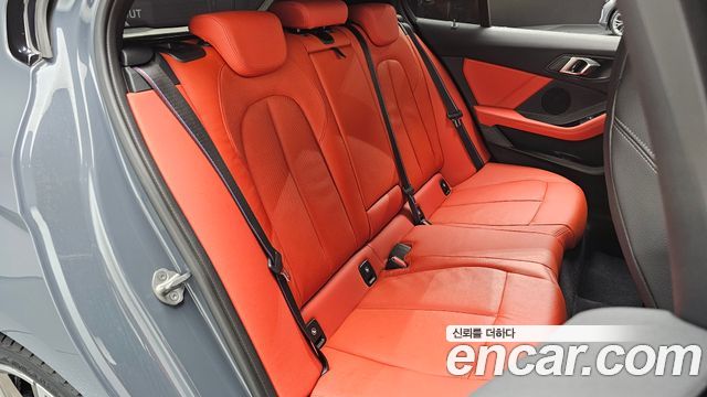 BMW 1 Series (F40) M135i xDrive 2024 — фото 11