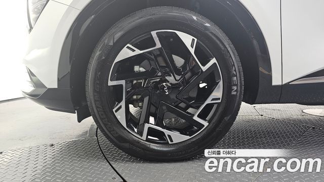 Kia Sportage (V) LPG 2.0 2WD Prestige 2023 — фото 5