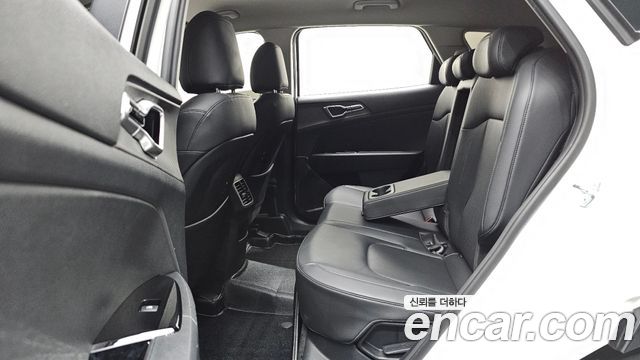 Kia Sportage (V) LPG 2.0 2WD Prestige 2023 — фото 11