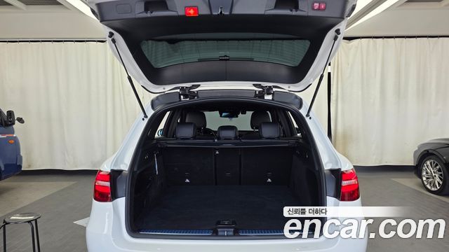 Mercedes-Benz GLC-Class (X253) AMG GLC63 4MATIC+ 2019 — фото 20