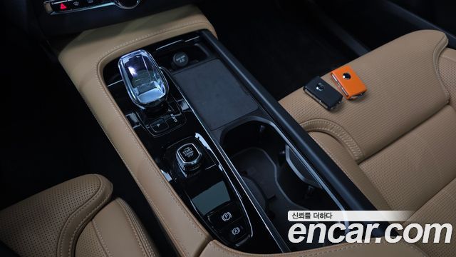 Volvo XC90 (II) B6 Ultra Bright 2025 — фото 9