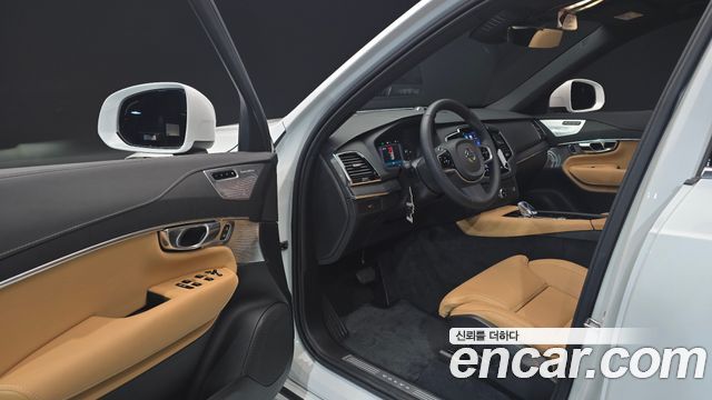 Volvo XC90 (II) B6 Ultra Bright 2025 — фото 10