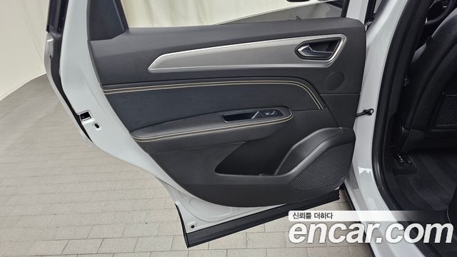 Renault Korea Arkana 1.6 GTe Iconic 2025 — фото 31