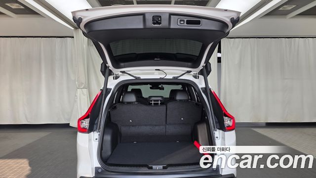 Honda CR-V (VI) 2.0 Hybrid Touring 2WD 2024 — фото 20