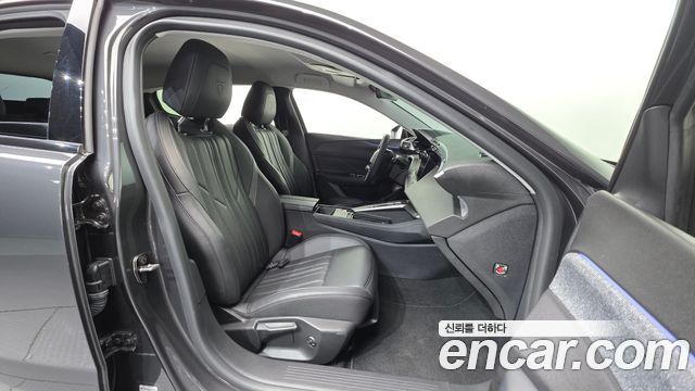 Peugeot 408 1.2 Pure Tech Allure 2023 — фото 10