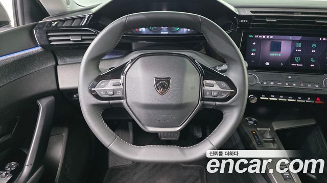 Peugeot 408 1.2 Pure Tech Allure 2023 — фото 14