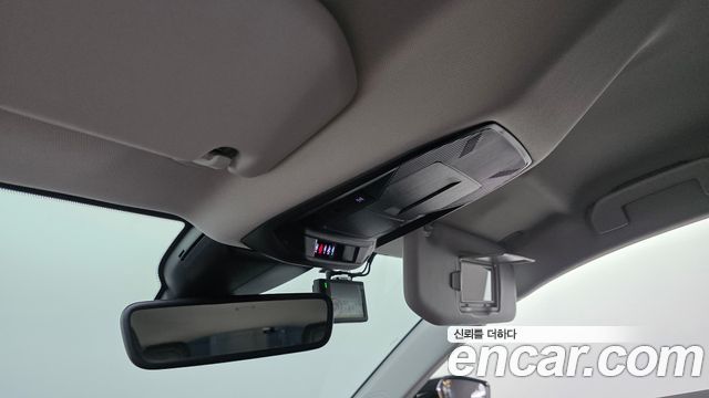 Peugeot 408 1.2 Pure Tech Allure 2023 — фото 27
