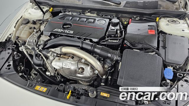 Mercedes-Benz A-Class (W177) AMG A35 4MATIC Sedan 2021 — фото 6
