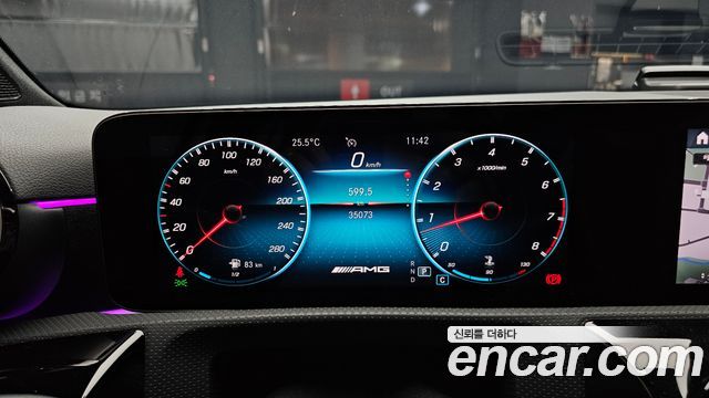 Mercedes-Benz A-Class (W177) AMG A35 4MATIC Sedan 2021 — фото 8