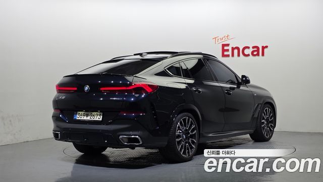 BMW X6 (G06) xDrive40i M Sport 2024 — фото 2