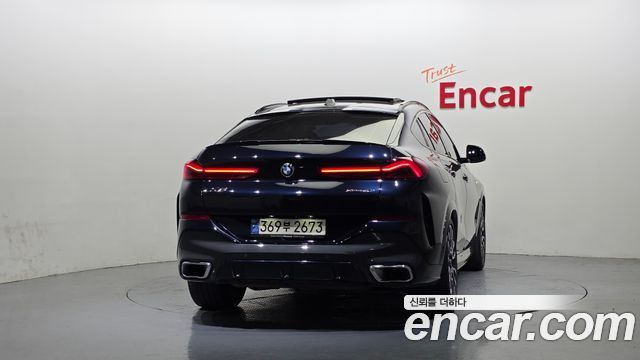 BMW X6 (G06) xDrive40i M Sport 2024 — фото 4