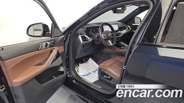 BMW X6 (G06) xDrive40i M Sport 2024 — фото 10