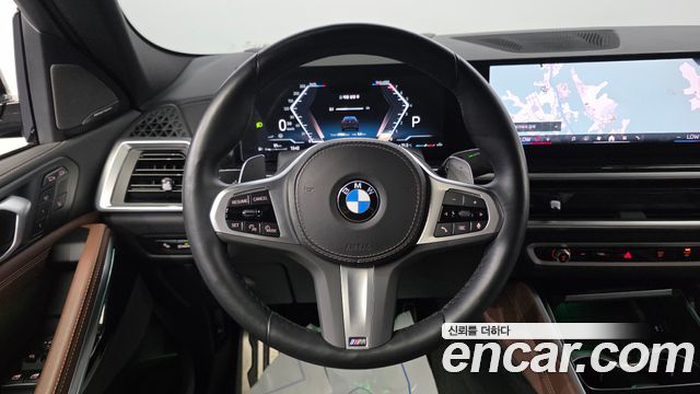 BMW X6 (G06) xDrive40i M Sport 2024 — фото 14