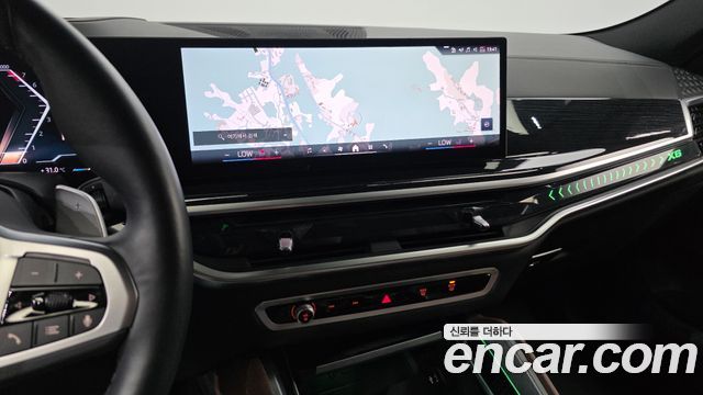 BMW X6 (G06) xDrive40i M Sport 2024 — фото 15