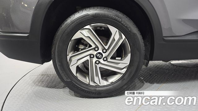 Hyundai Santa Fe Diesel 2.2 4WD Exclusive 2023 — фото 5