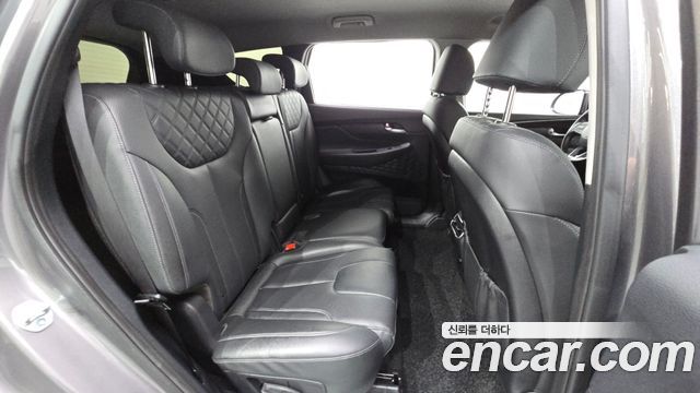 Hyundai Santa Fe Diesel 2.2 4WD Exclusive 2023 — фото 12