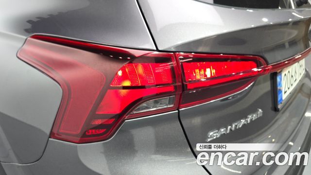 Hyundai Santa Fe Diesel 2.2 4WD Exclusive 2023 — фото 23