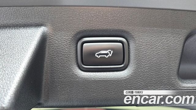 Hyundai Santa Fe Diesel 2.2 4WD Exclusive 2023 — фото 31