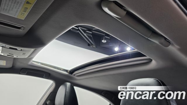 Lexus ES300h Supreme XV60 2018 — фото 19