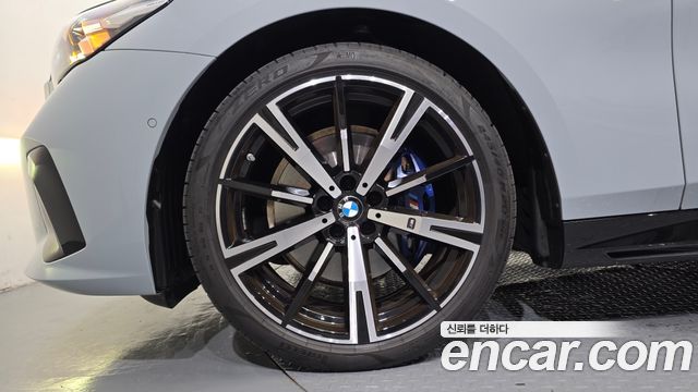 BMW 5 Series (G60) 530i xDrive M Sport 2025 — фото 5
