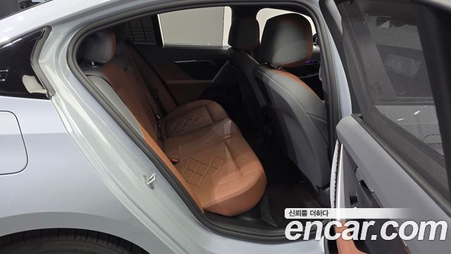 BMW 5 Series (G60) 530i xDrive M Sport 2025 — фото 11