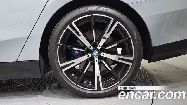 BMW 5 Series (G60) 530i xDrive M Sport 2025 — фото 21