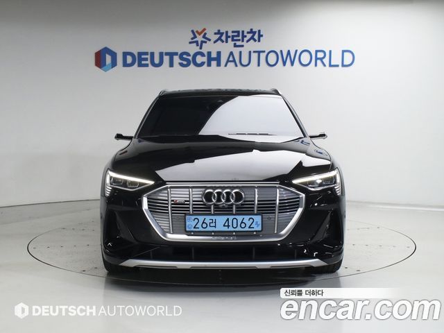 Audi e-tron 55 Quattro Sportback 2022 — фото 3