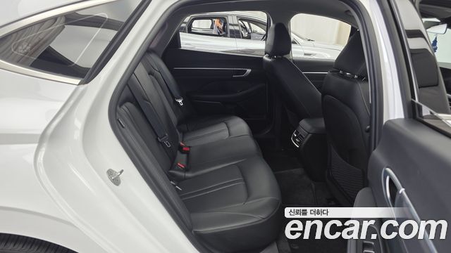 Hyundai Sonata The Edge (DN8) 2.0 Exclusive 2025 — фото 16