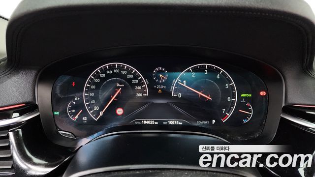 BMW 5 Series (G30) 520i Luxury 2019 — фото 8