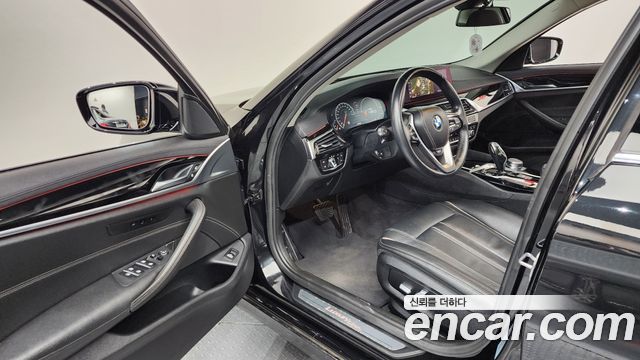BMW 5 Series (G30) 520i Luxury 2019 — фото 10