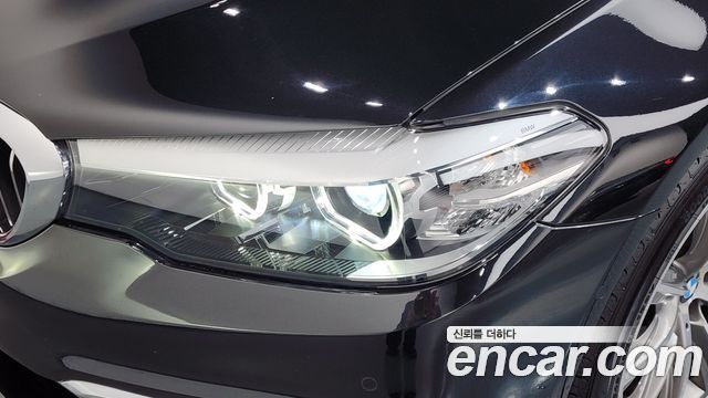 BMW 5 Series (G30) 520i Luxury 2019 — фото 22
