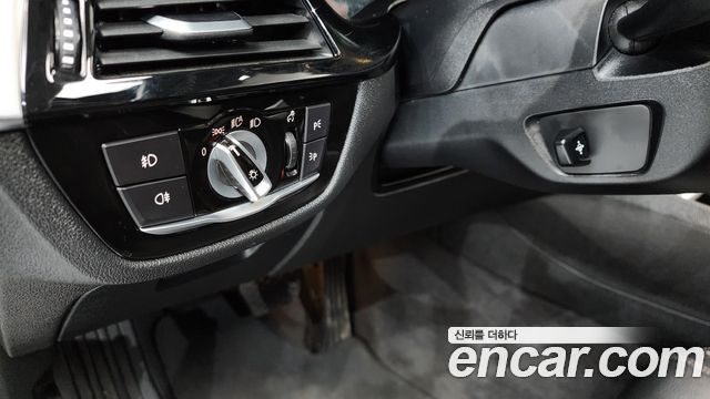 BMW 5 Series (G30) 520i Luxury 2019 — фото 30