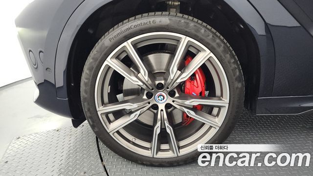 BMW X6 (G06) M50i 2023 — фото 5
