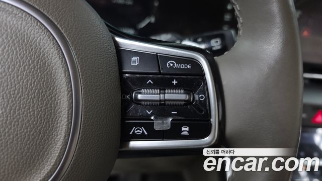 Kia Carnival (IV) Gasoline 9-Seater Signature 2021 — фото 16