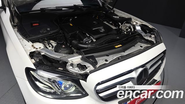 Mercedes-Benz E-Class (W213) E300 4MATIC AMG Line 2020 — фото 6