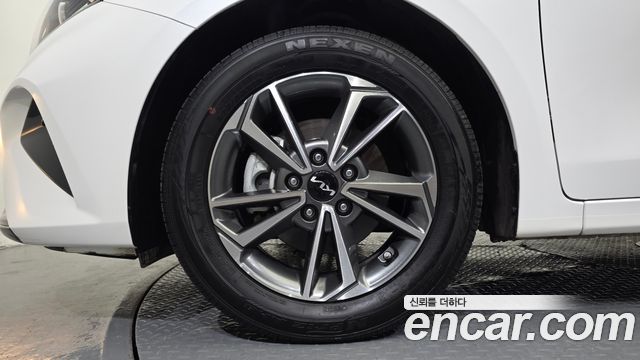 Kia K3 (II) 1.6 Prestige 2022 — фото 5