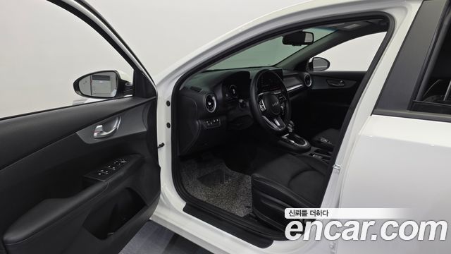 Kia K3 (II) 1.6 Prestige 2022 — фото 10