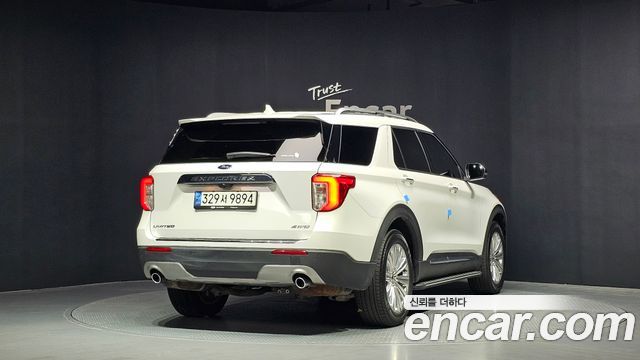 Ford Explorer (VI) 2.3 LimIted 4WD 2021 — фото 2