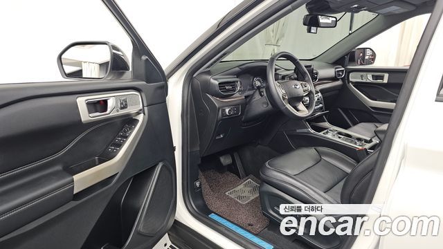 Ford Explorer (VI) 2.3 LimIted 4WD 2021 — фото 10